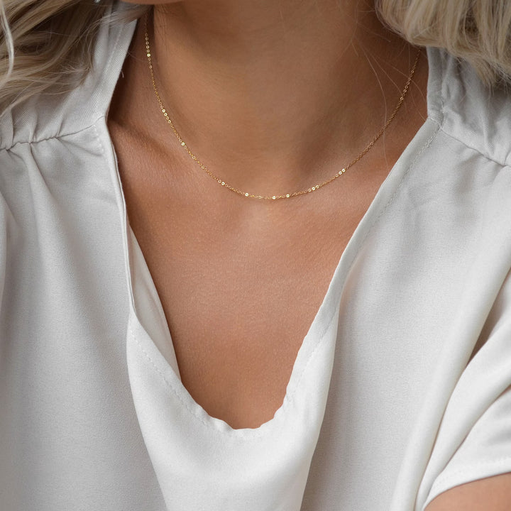 CHAÎNE MINIMALISTE